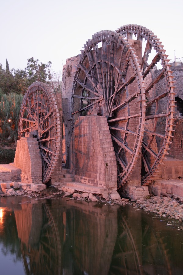 Noria in Hama by Locspics